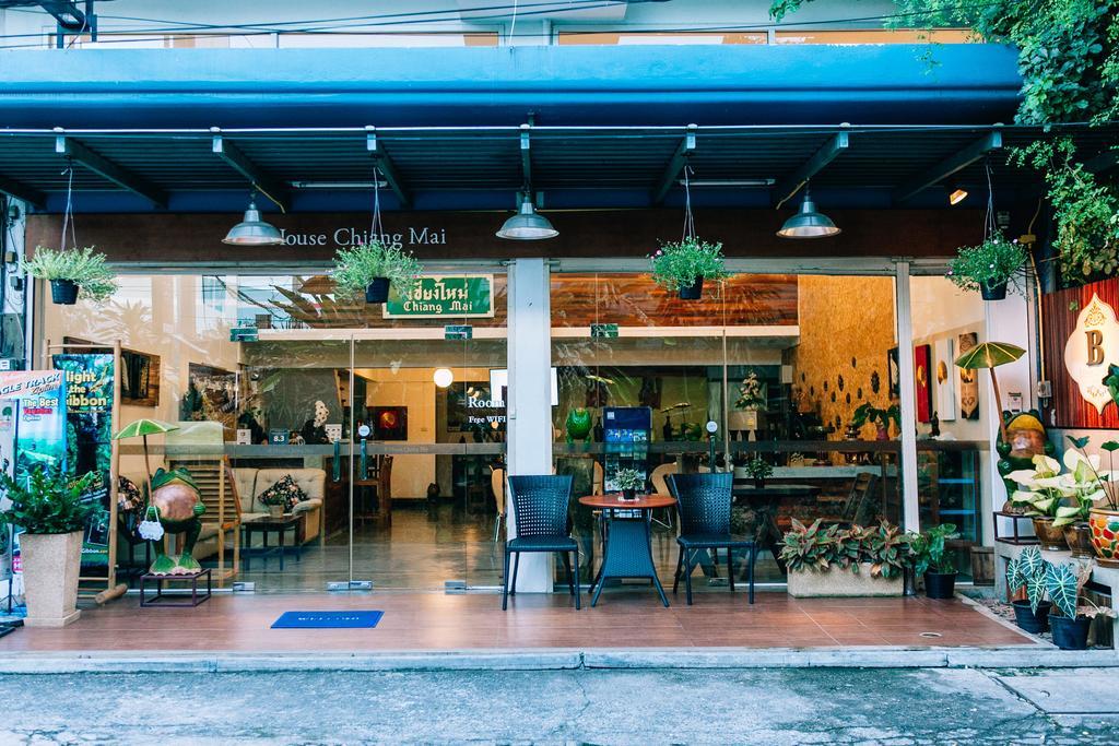 B House Chiang Mai Thailand Bagian luar foto